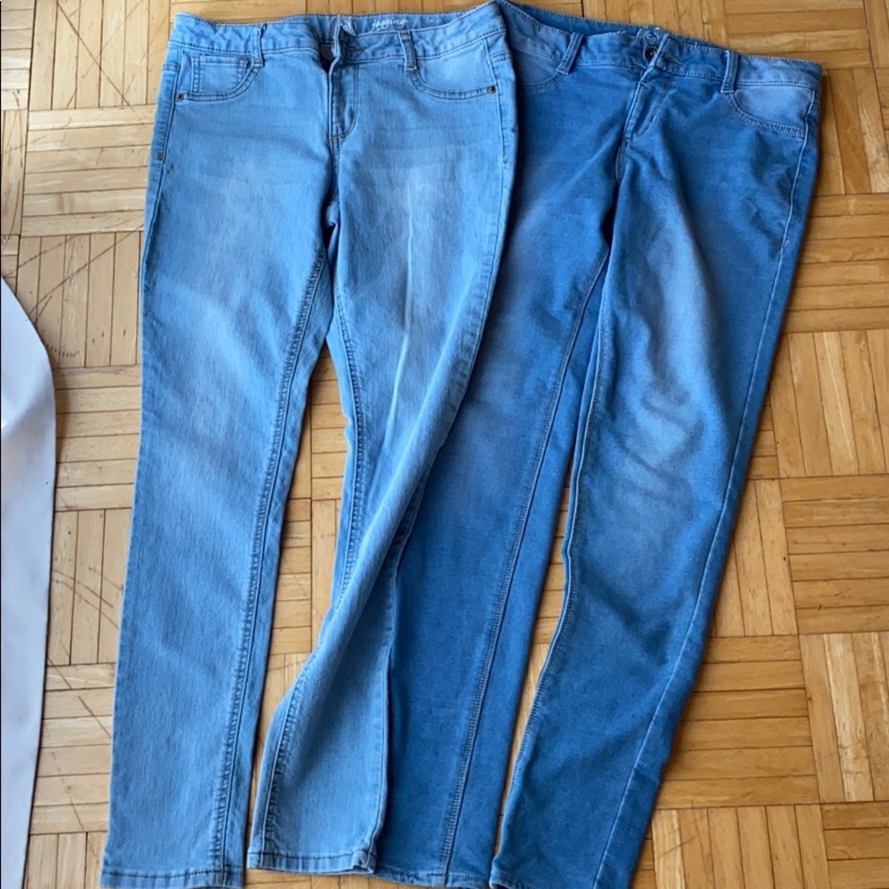 So jeggings 2 pairs